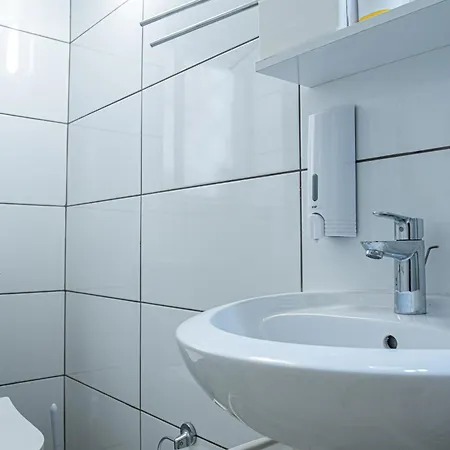 Hermes Apartments, 2 Bedrooms, Great Facilities! Apartment *