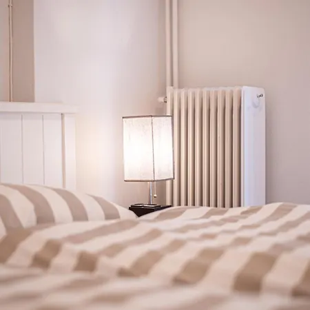 Hermes Apartments, 2 Bedrooms, Great Facilities! Athens