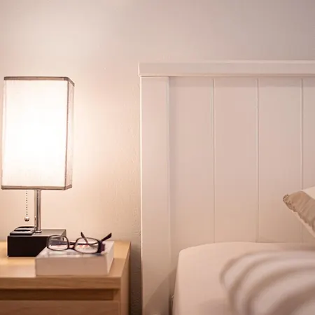 Hermes Apartments, 2 Bedrooms, Great Facilities! *