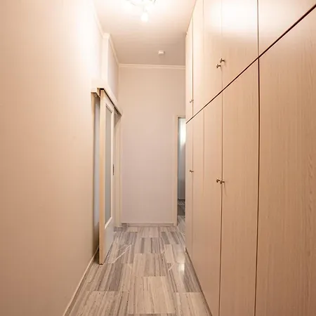 Hermes Apartments, 2 Bedrooms, Great Facilities! * Athens