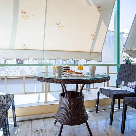 Hermes Apartments, 2 Bedrooms, Great Facilities! Athens